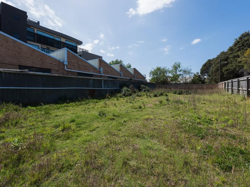 HUGE LAND/DISPLAY YARD + REAR ACCESS Caulfield South